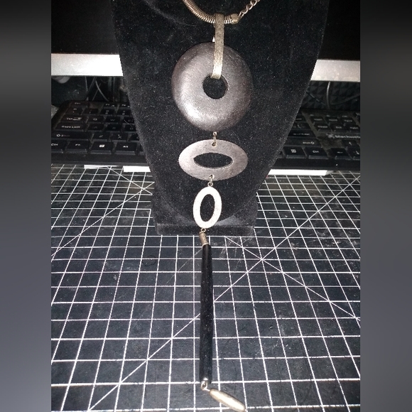 Kien Jewelry - Vintage Kien Snake Chain Necklace,12 Inch Abstract Pendant, Wood & Metal…